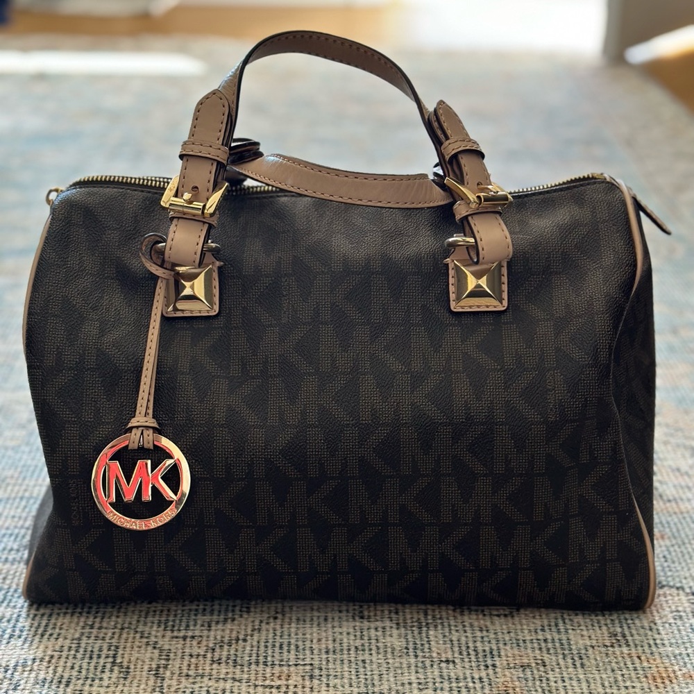 Michael Kors Large Signature Grayson Large Satchel